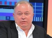 Андрей Караулов