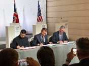 Лідери трьох держав підписали Паризький меморандум