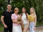 Дядя Жора с женой и детьми