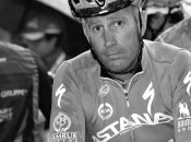 Знаменитого велогонника знайшли мертвим в офісі: що сталося