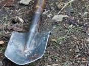 Лопата может стать орудием убийства
