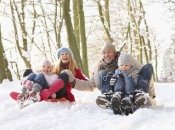 Зимние развлечения для детей на природе