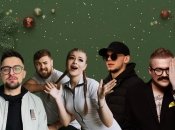 Песня заряжает новогодним настроением