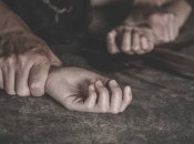 У Дніпрі чоловік вступив у статевий контакт зі сплячою гостею