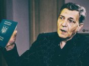 О синей книжечке россиянину пока можно только мечтать