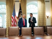 Дональд Трамп та Чарлі Кірк