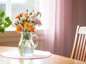 Не ставьте букет возле окна