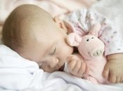 5 способов уложить малыша спать