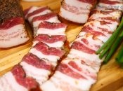 Мариноване сало прикрасить навіть святковий стіл