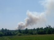 Над епіцентром пожежі здіймається дим