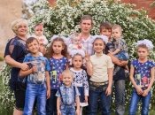 Шестерых из десяти приемных детей Наталья и Владимир Шевченко усыновили