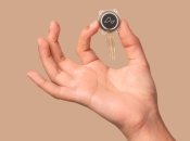 Мозковий імплант компанії