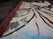 Розбите дзеркало — не місце у вашій оселі