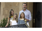 Испанская королевская семья во время отдыха на Пальма-де-Мальорке: появились новые фото