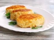 Соковиті курячі котлети з кабачками