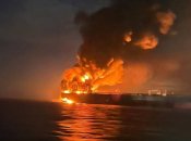 Российский танкер горит