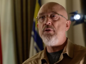 Олексій Резніков не став оминати неприємні теми