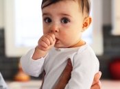 Новое исследование: позвольте ребенку грызть ногти и сосать палец