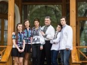 Петр Порошенко стал дедушкой во второй раз