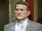 Віктор Медведчук помітно постарів і змарнів