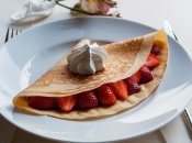 Такі млинці стануть вашим улюбленим сніданком  (зображення створено за допомогою ШІ)