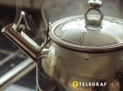 Это не только портит внешний вид чайника, но и может отрицательно повлиять на вкус чая (изображение создано с помощью ИИ)