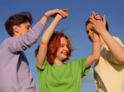 Открытки и картинки с Днем дружбы 2025