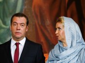 Медведев и его будущая жена Светлана познакомились еще в школе