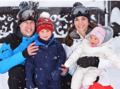 Кейт Миддлтон и принц Уильям поделились семейным рождественским фото