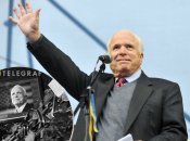 Джон Маккейн поддерживал украинцев