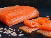 Маринованная красная рыба дополнит любую закуску