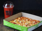 Піца з "Буфету" та томатний сік