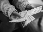 Скажіть "ні" боргам та імпульсивним покупкам