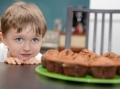 Как научить ребенка есть полезное, не прививая чувства вины