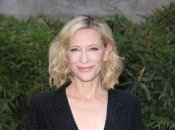 Кейт Бланшетт выглядит потрясающе на модном показе в Милане