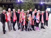 Зимний досуг для всех: на рождественской ярмарке "Николай принимает друзей" на Банковой будет работать бесплатный каток с тренировками для детей с инвалидностью