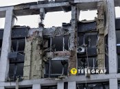 Строительные конструкции держатся на оголенной арматуре