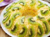 Салат из крабовых палочек и киви