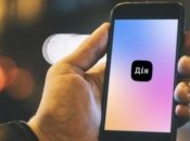 Пенсионерам в Украине пообещали дарить смартфоны за вакцинацию от COVID-19