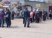 В Бердянске теперь очереди за самым необходимым