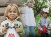 Трехлетний Леон и его брат Элвин