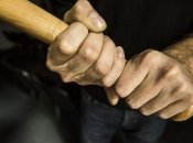 Орудием убийства оказалось то, что первым подвернулось под руку - обычная палка