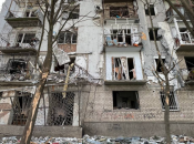 Последствия обстрелов прифронтовых городов Украины ужасают