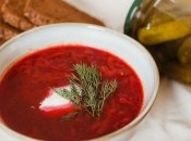 Чтобы борщ получился овощи нужно добавлять в правильной последовательности