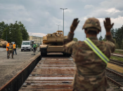Отправка западной военной помощи