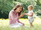 Безопасность на прогулках с грудничком: советы родителям