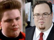 Девин Ретрей