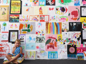 Как хранить детские рисунки и фотографии: 9 крутых идей для интерьера