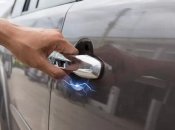 Статична електрика накопичується на кузові