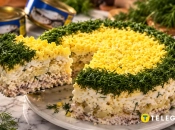 Бюджетний із сардиною та крекерами